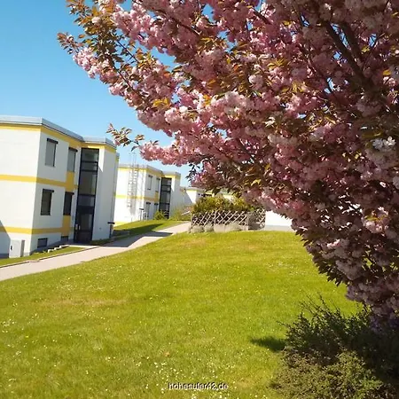 Hohes Ufer 42 *